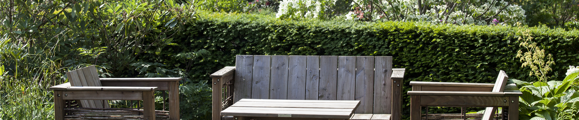 Sitzgruppe Holz rustikal